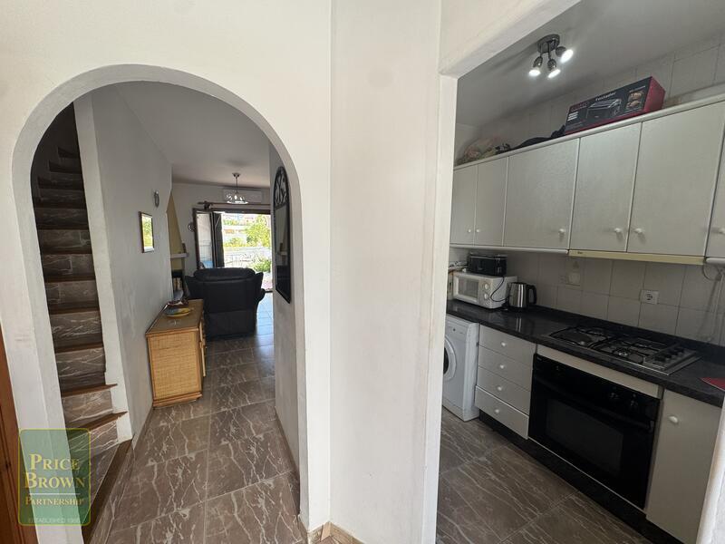 2 спальная комната городская тюрьма продается