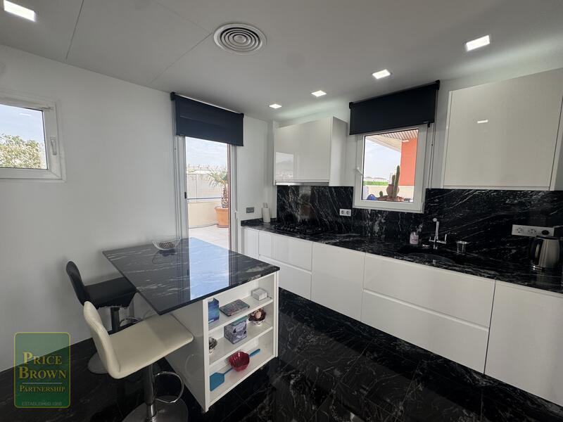 3 bedroom Apartment for sale