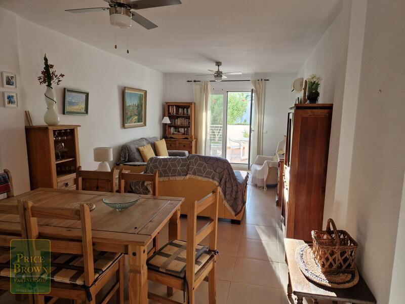 2 bedroom Apartment for sale