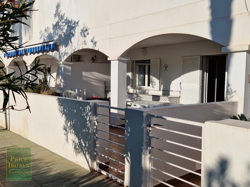 2 bedroom Apartment for sale