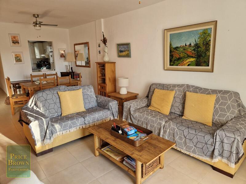2 bedroom Apartment for sale