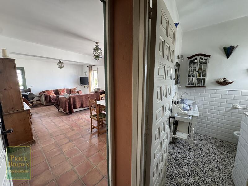 3 slaapkamer Landhuis Te koop