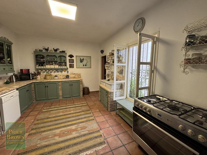 3 slaapkamer Landhuis Te koop