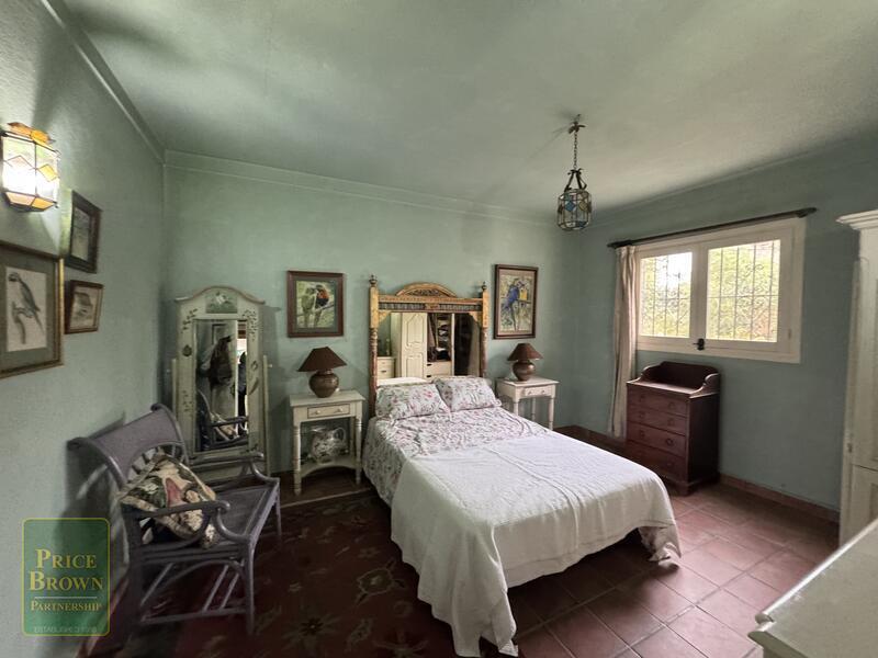 3 slaapkamer Landhuis Te koop