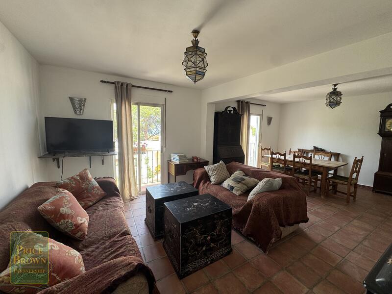 3 slaapkamer Landhuis Te koop
