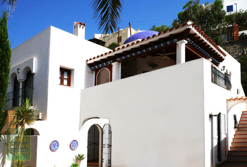 Villa for Short Term Rent in Mojácar, Almería