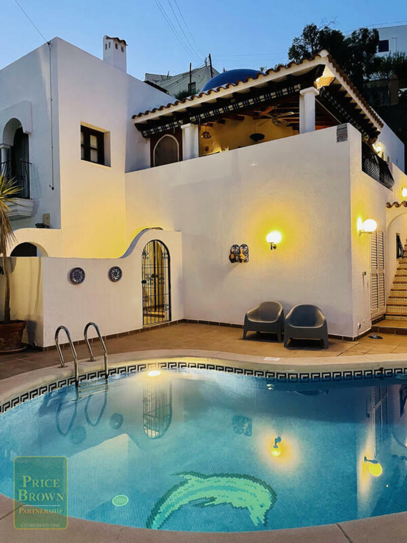 4 bedroom Villa for Short Term Rent