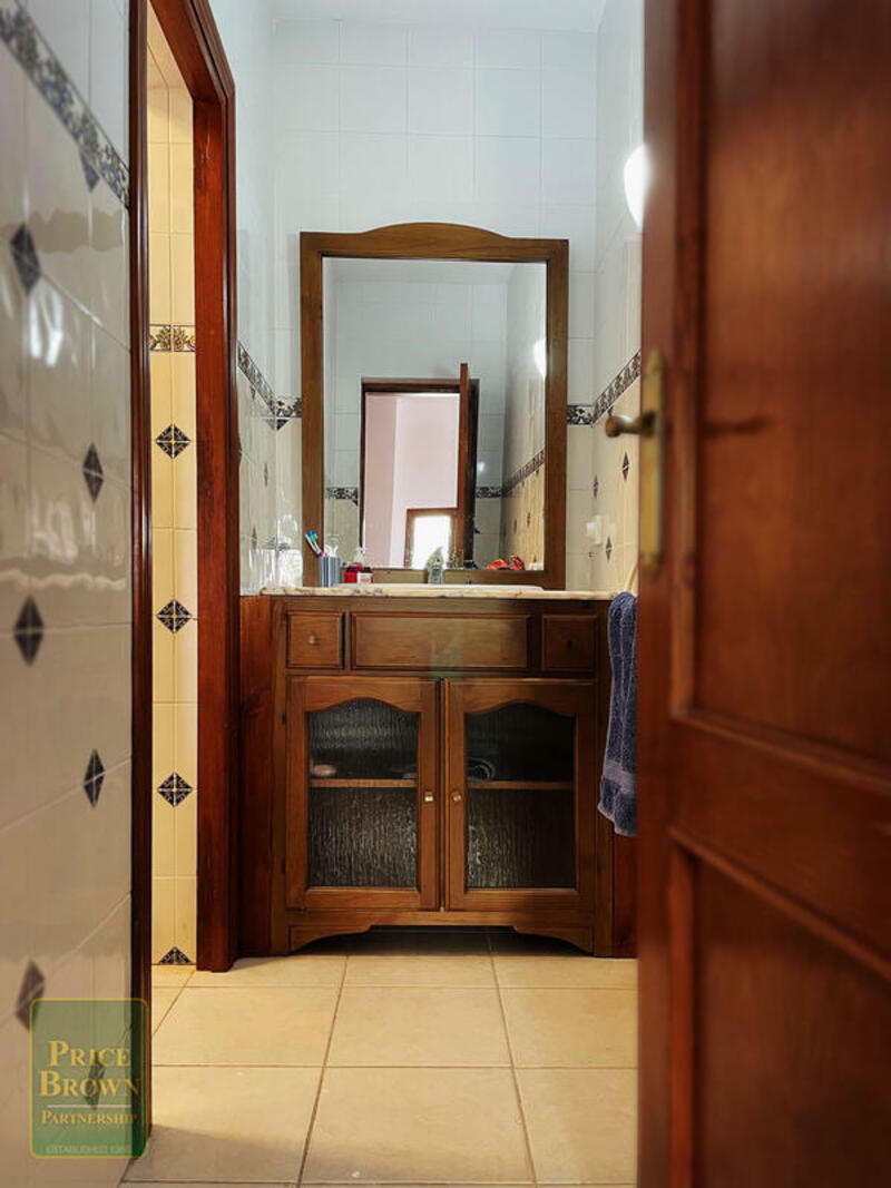 4 bedroom Villa for Short Term Rent