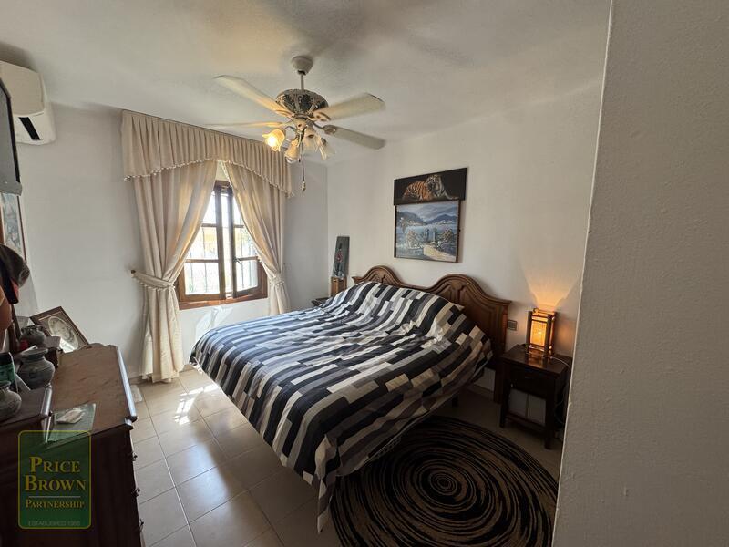 1 slaapkamer Appartement Te koop