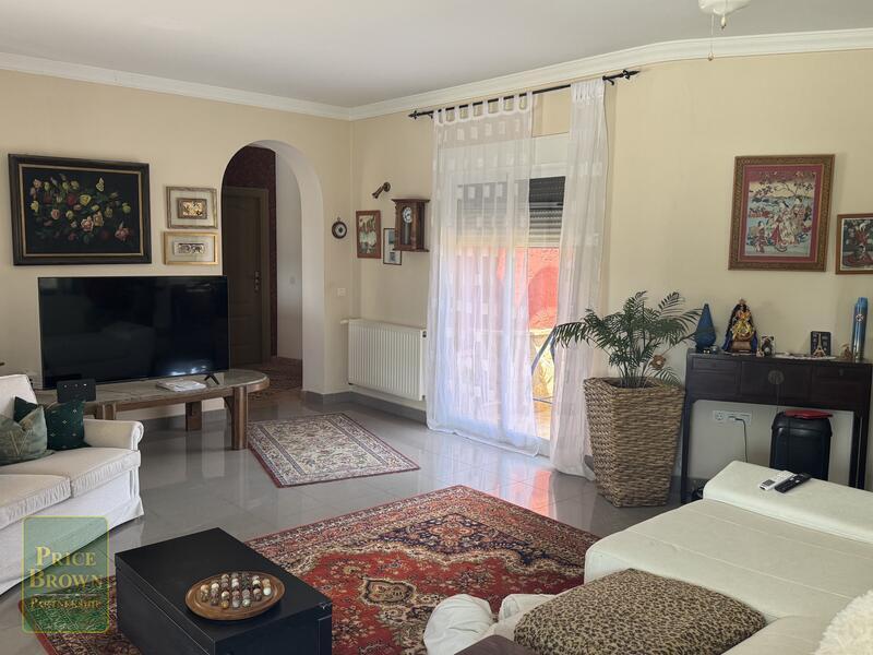 4 slaapkamer Villa Te koop