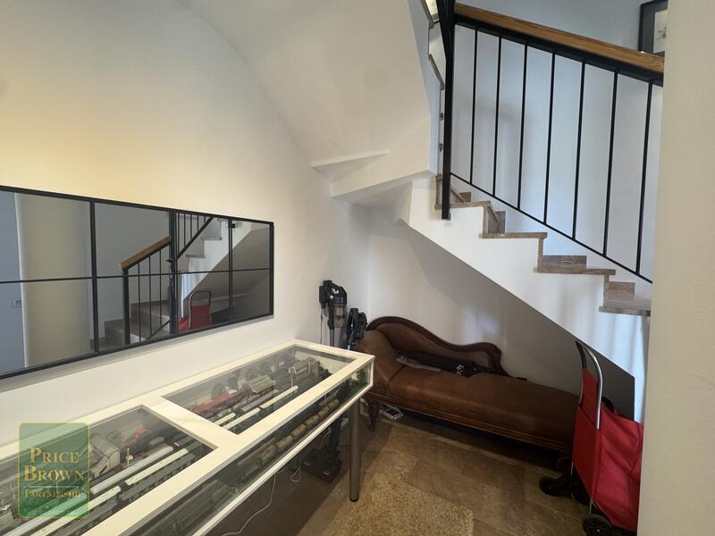 3 bedroom Apartment for sale 3 bedroom Apartment for sale