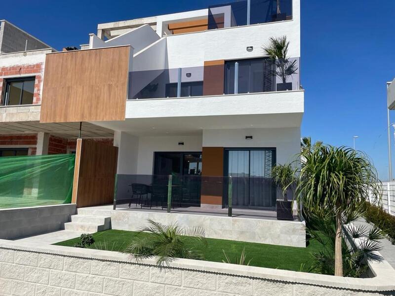 Apartamento en venta en Pilar de la Horadada, Alicante