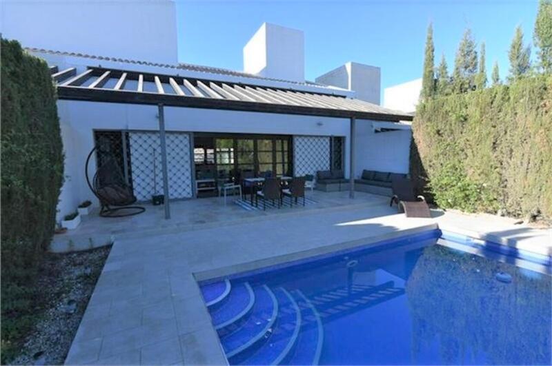 Villa till salu i Mar Menor Golf Resort, Murcia