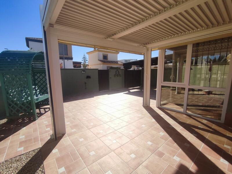 2 Cuarto Villa en venta