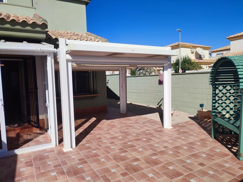 2 Cuarto Villa en venta