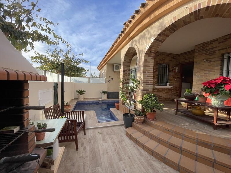 3 Cuarto Villa en venta