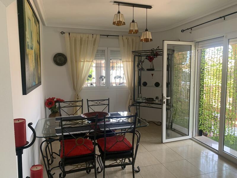 3 Cuarto Villa en venta