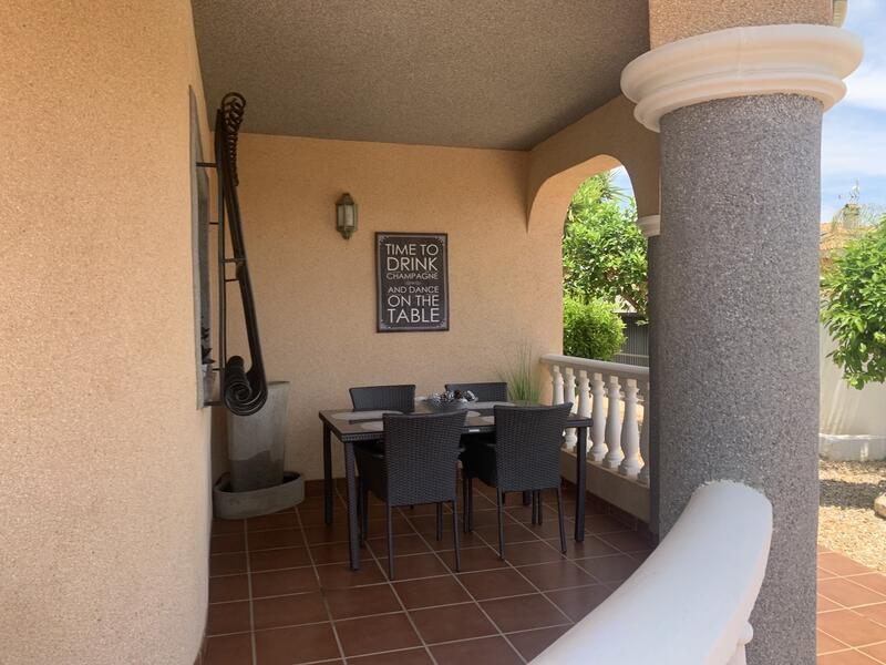 3 Cuarto Villa en venta