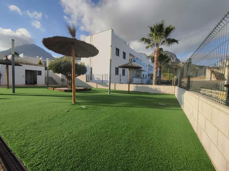 Apartamento en venta en Polop, Alicante