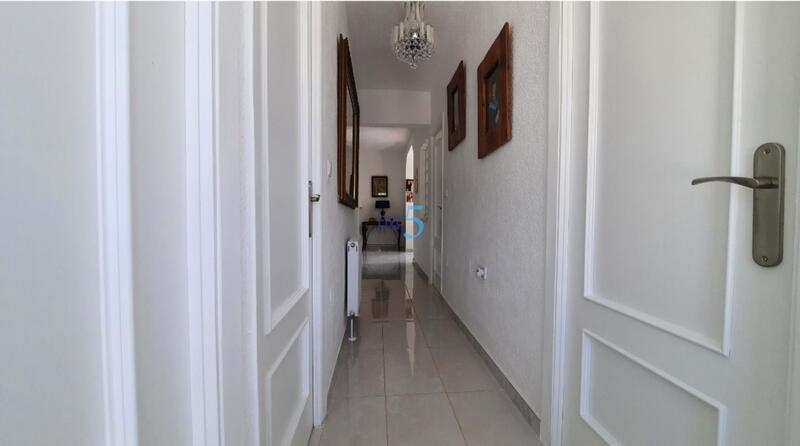 5 Cuarto Villa en venta