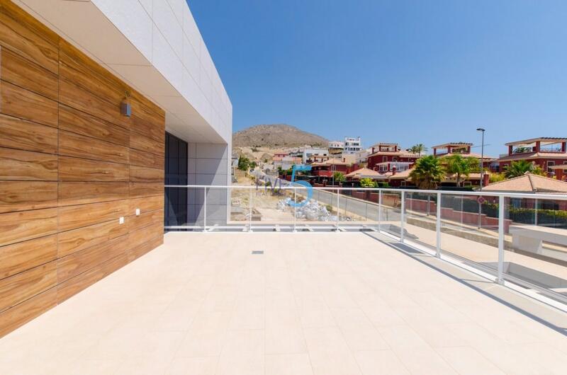 4 Cuarto Villa en venta