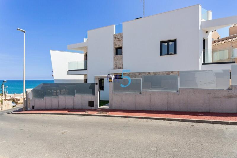 3 Cuarto Villa en venta