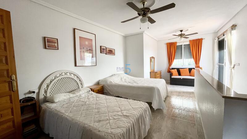 4 chambre Villa à vendre