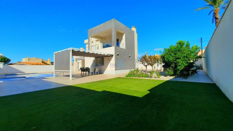 4 Cuarto Casa de Campo en venta