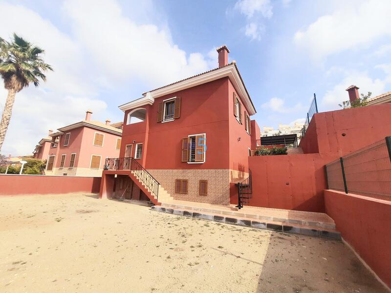 Villa for sale in Finestrat, Alicante