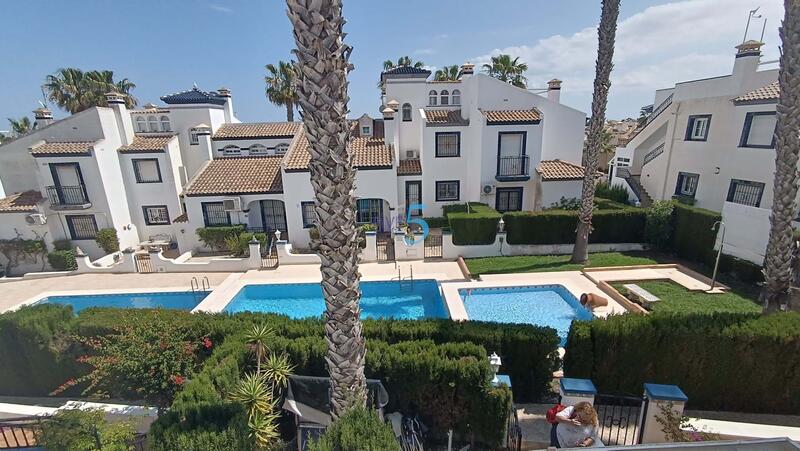 3 Cuarto Adosado en venta