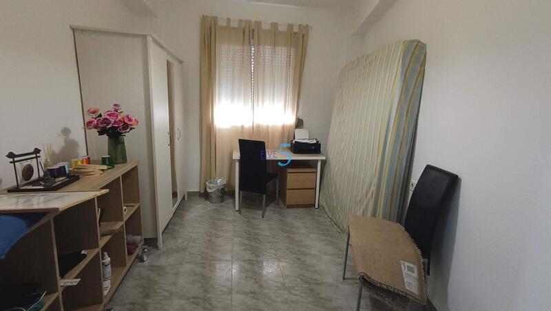 3 bedroom Apartment for sale