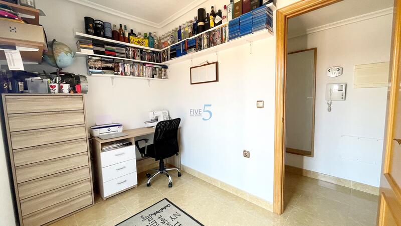 4 slaapkamer Appartement Te koop