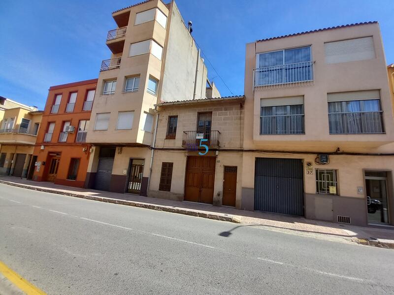 Maison de Ville à vendre dans Callosa D En Sarrià, Alicante