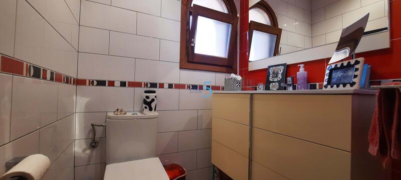 4 slaapkamer Landhuis Te koop