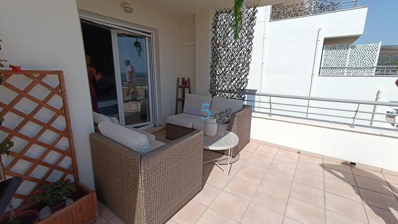 3 bedroom Apartment for sale
