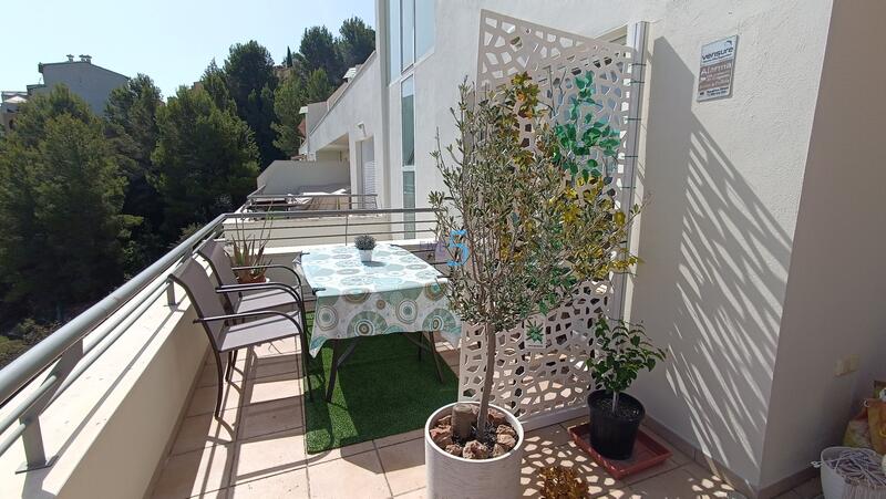3 bedroom Apartment for sale