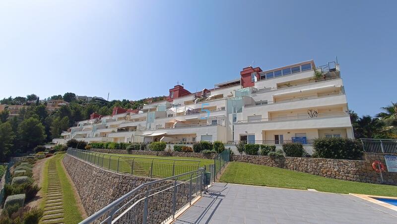 3 bedroom Apartment for sale