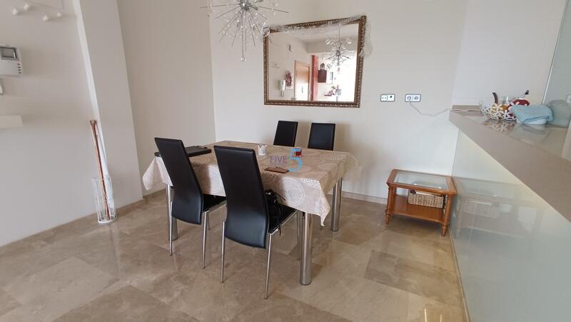 3 bedroom Apartment for sale