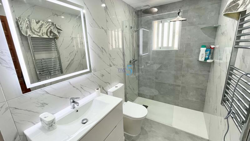 4 bedroom Country House for sale