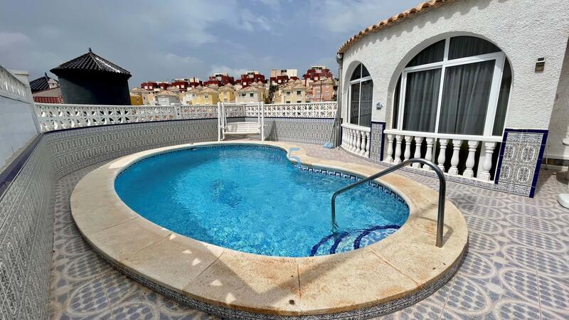 4 bedroom Country House for sale