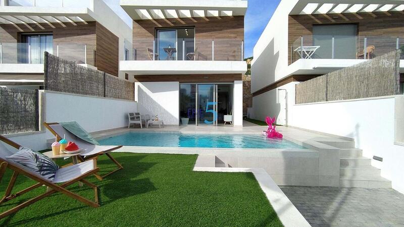 Villa for sale in Orihuela, Alicante