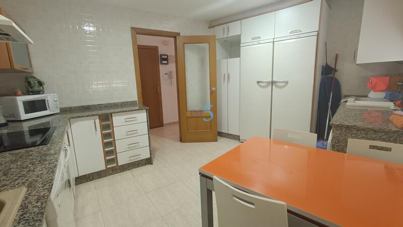 3 bedroom Apartment for sale