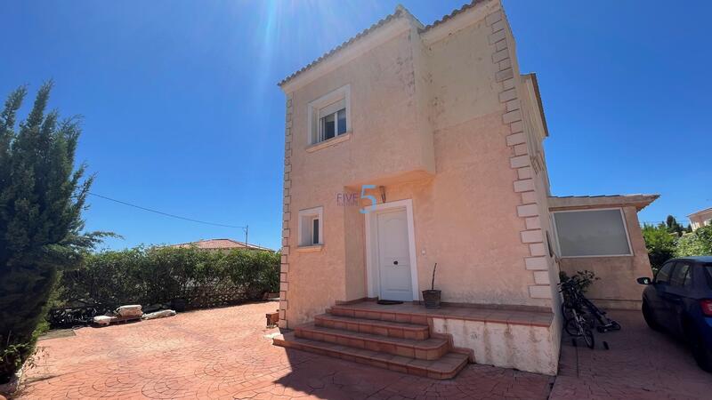 Landhaus zu verkaufen in La Nucia, Alicante