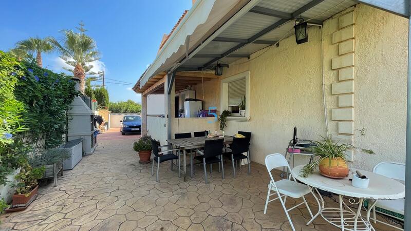 4 chambre Auberge à vendre