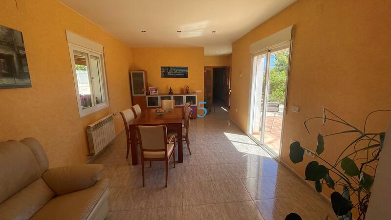 4 chambre Auberge à vendre