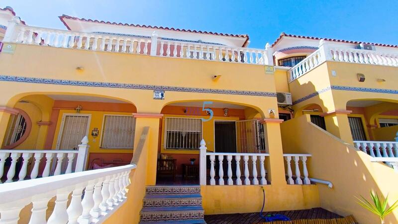 Townhouse for sale in Orihuela, Alicante