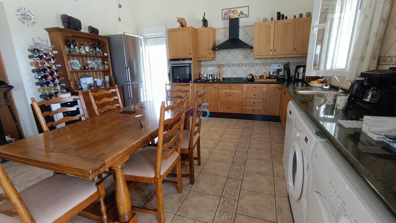 3 bedroom Villa for sale