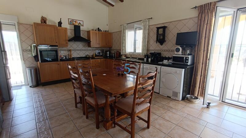 3 bedroom Villa for sale