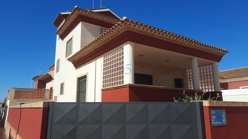 Villa à vendre dans San Pedro del Pinatar, Murcia