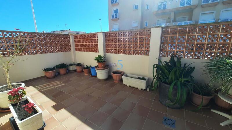 4 Cuarto Villa en venta